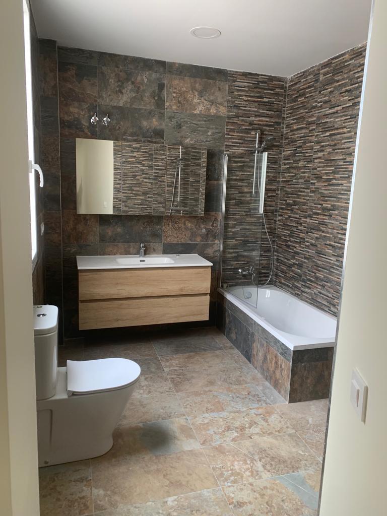 Empresa de reformas de baños y cocinas en Alcira